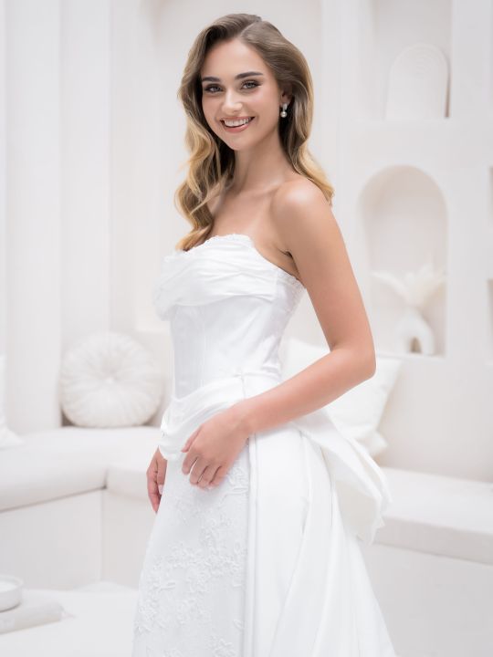 Jullia Bridal
