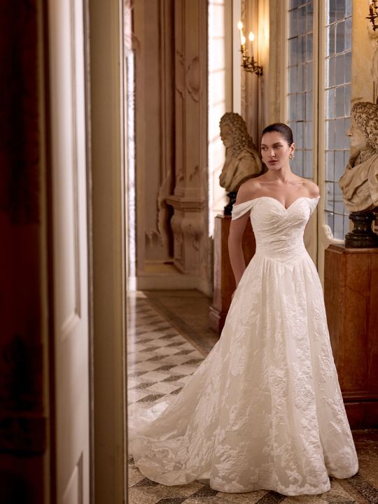Miss Bella Bridal_Lily_X_Justin-Alexander Miss Bella Bridal