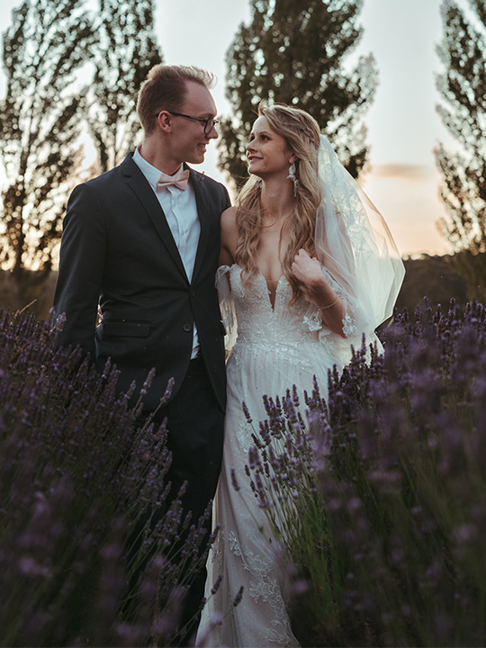 Meg Anderson Photography & Two Hearts Wedding Films