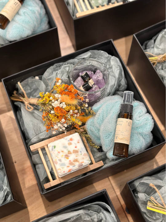 handmade soap essential oil giftbox craft