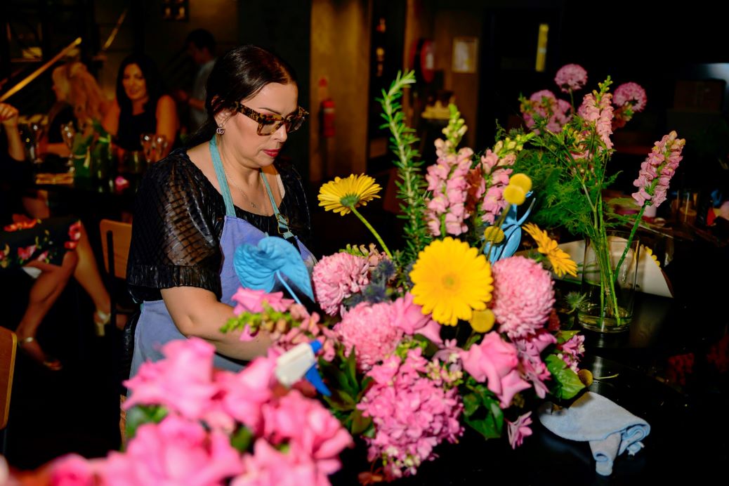 Liza Rose - The Rose Buffet