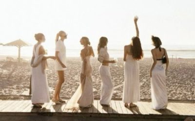 LUXE HENS ESCAPES SOUTH WEST